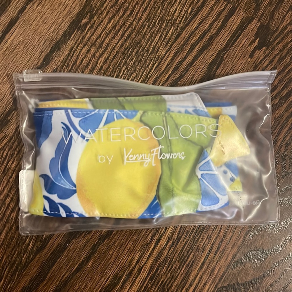 NWT Kenny Flowers Head Scarf - The Positano